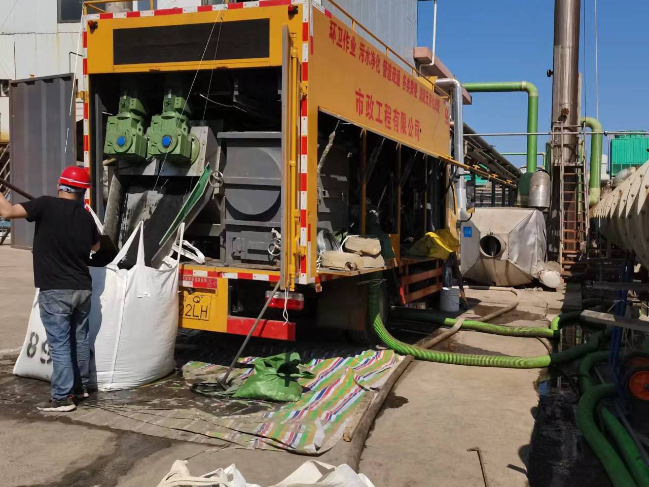 厚街镇淤泥压干处理